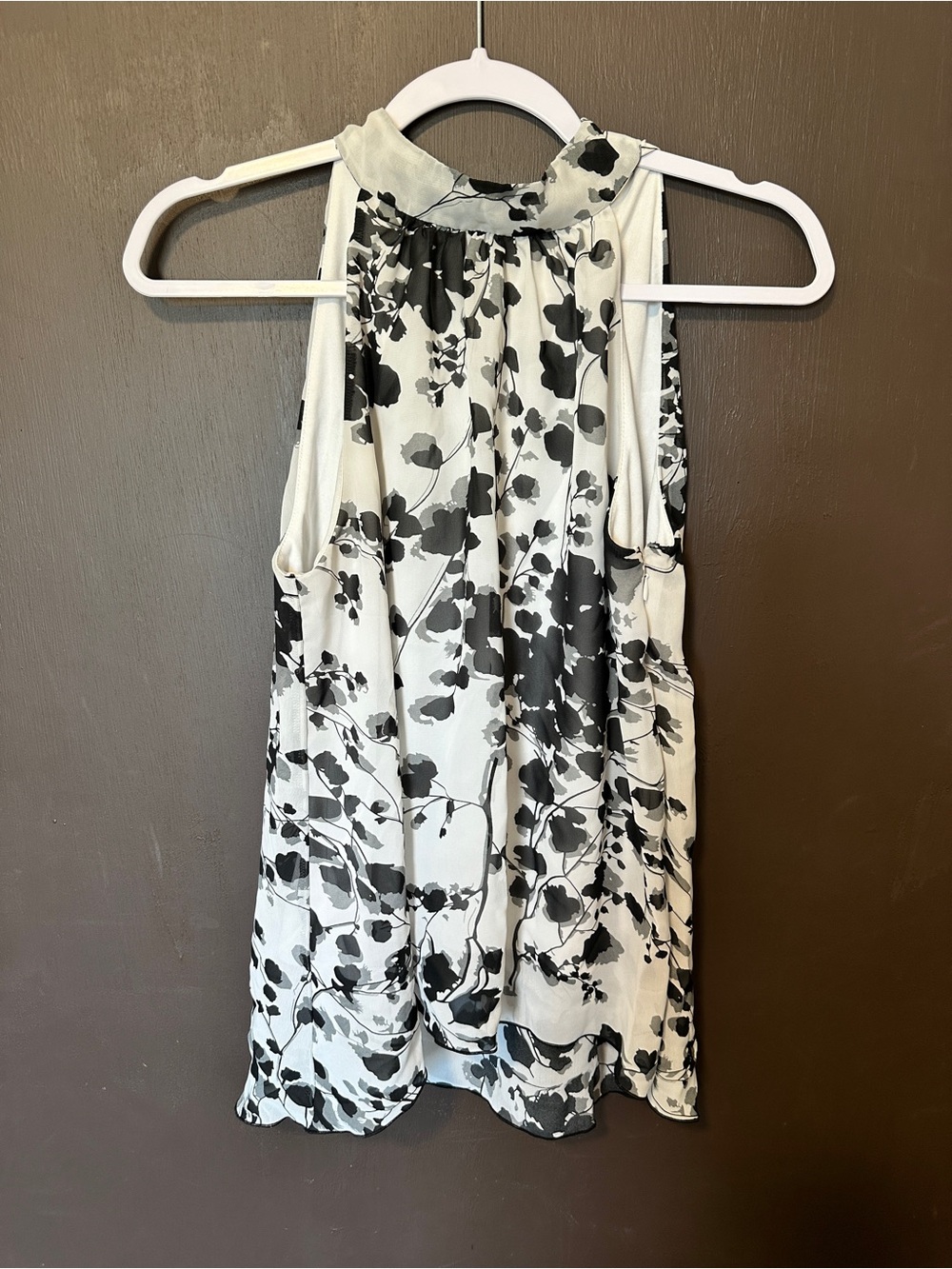 Iz Byer Floral Halter Blouse Size L Black White Gray Tie Neck